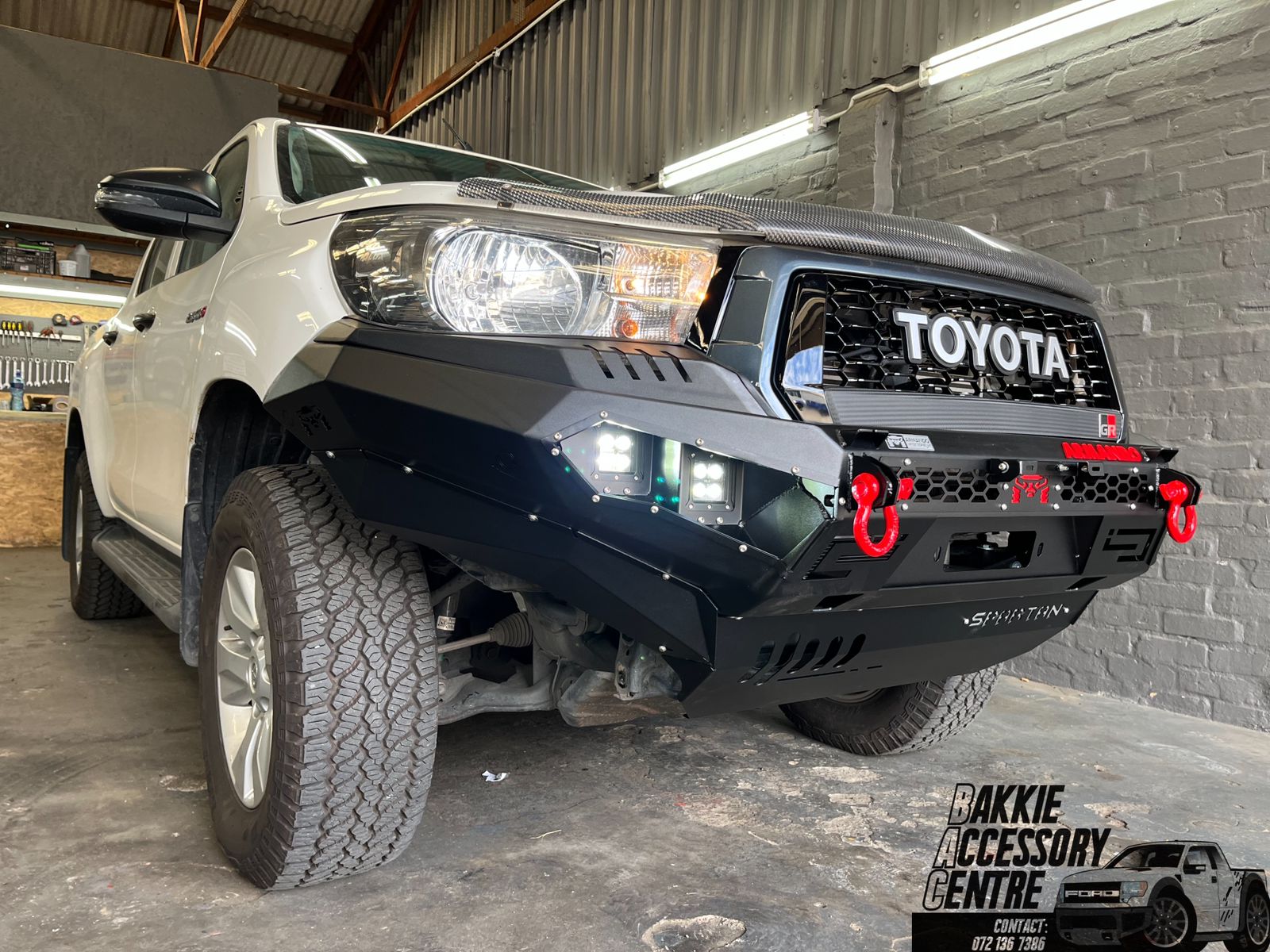 Toyota Hilux 2016 To 2019 Spar…